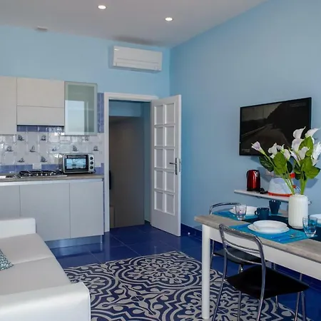 Апартаменты Il Borgo Antico Sea View *