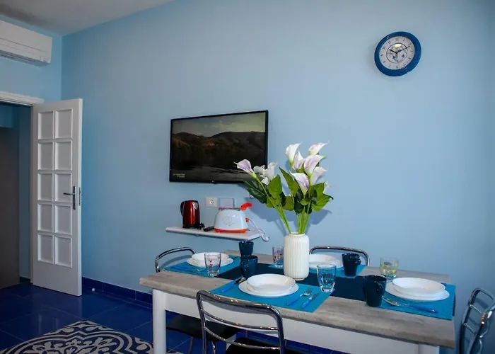 Il Borgo Antico Sea View Apartment Sorrento