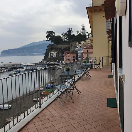 Il Borgo Antico Sea View Sorrento